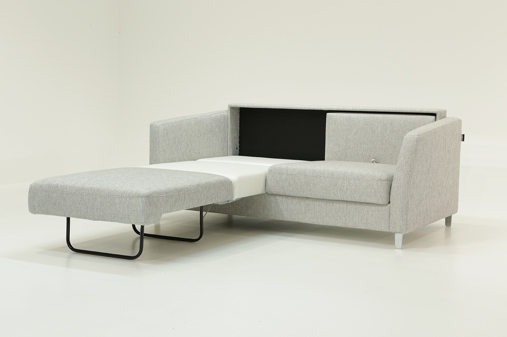 Monika Queen Size Loveseat Sleeper Fun 496 / 234/9 Chrome