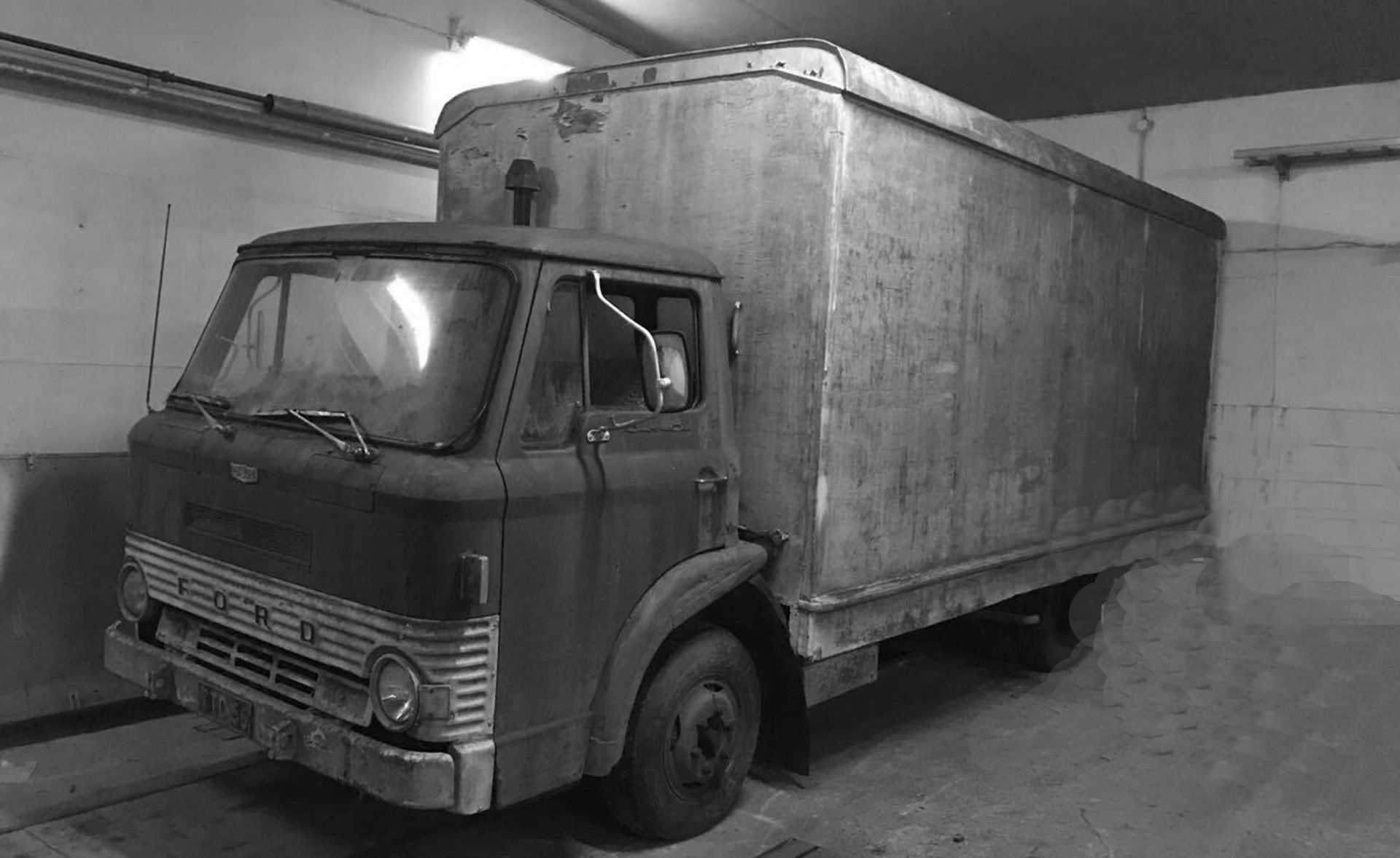 Furniture Truck